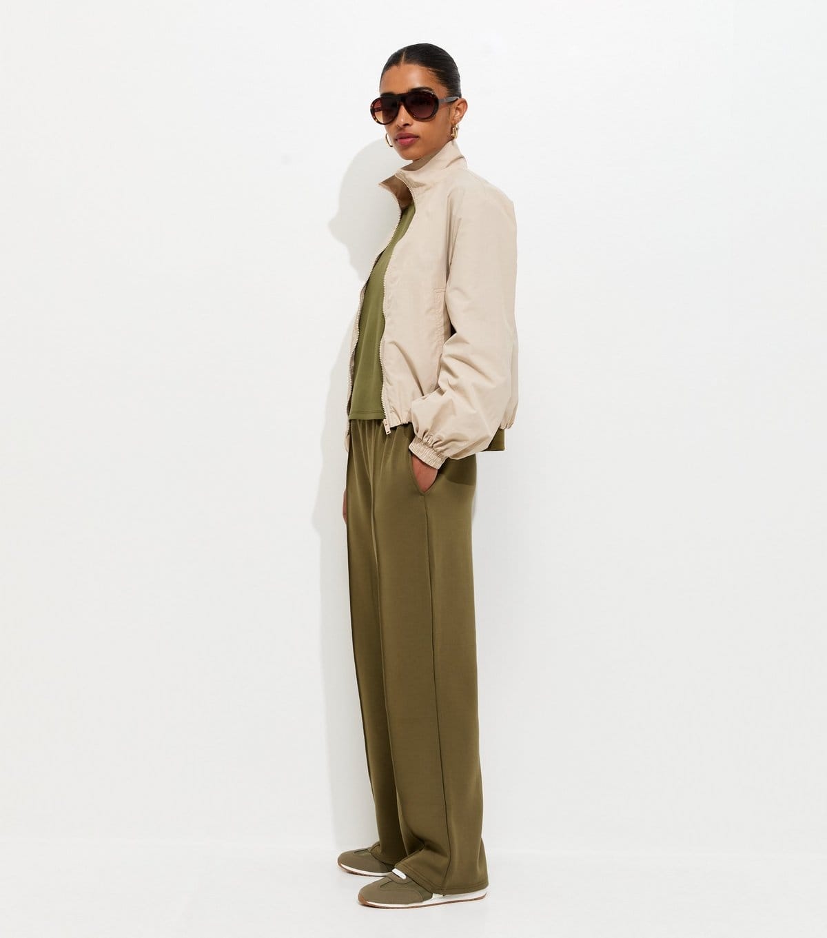 New Look Women's Premium Khaki Side Split Sweatshirt New Look - 4