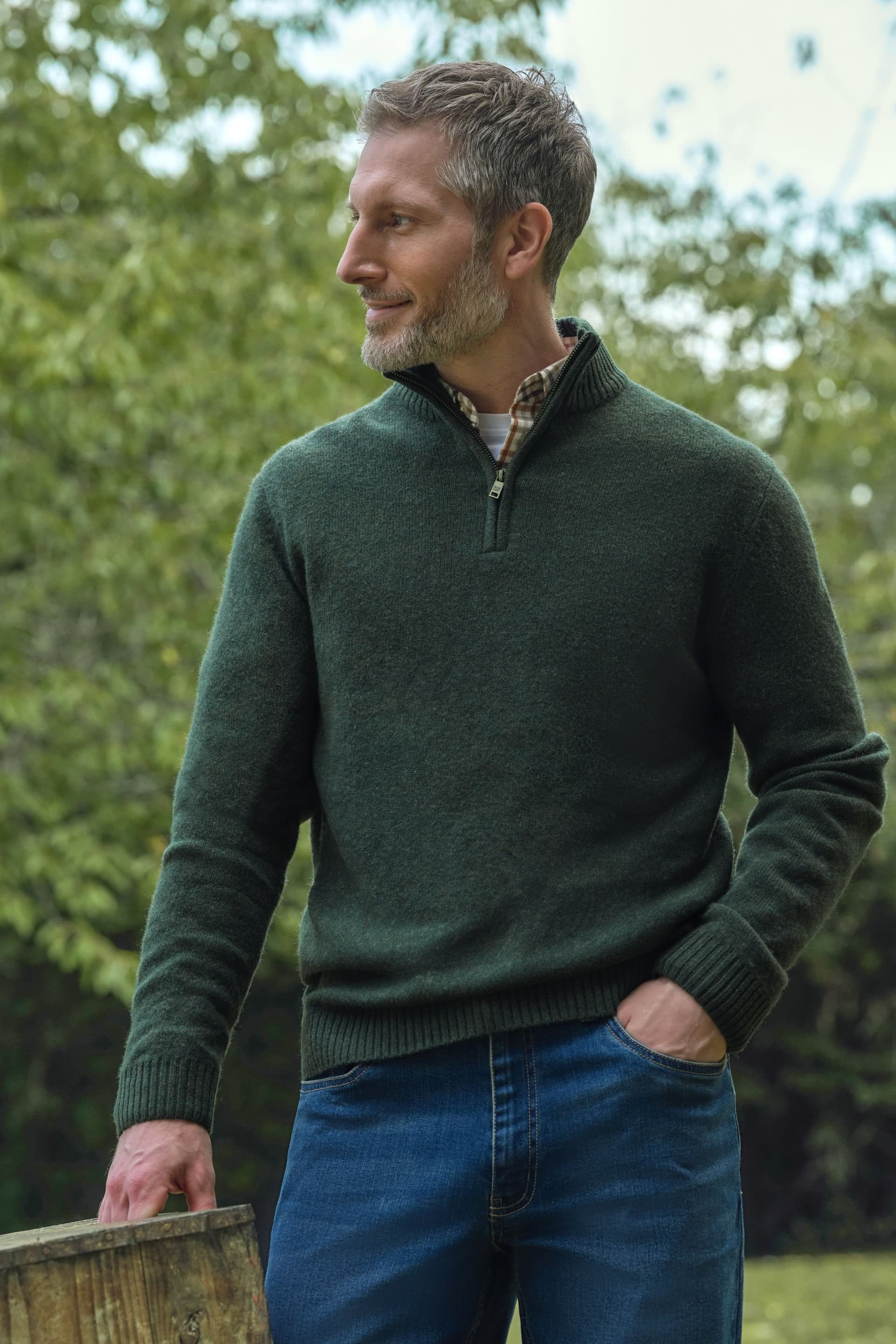 WoolOvers WoolOvers Men's Mens Lambswool Zip Neck Jumper in Dark Green