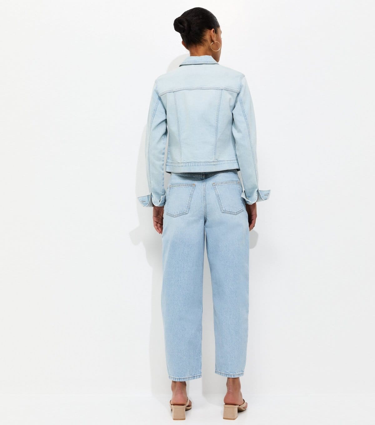 New Look Women's Light Blue Barrel Leg Denim Jeans New Look - 4