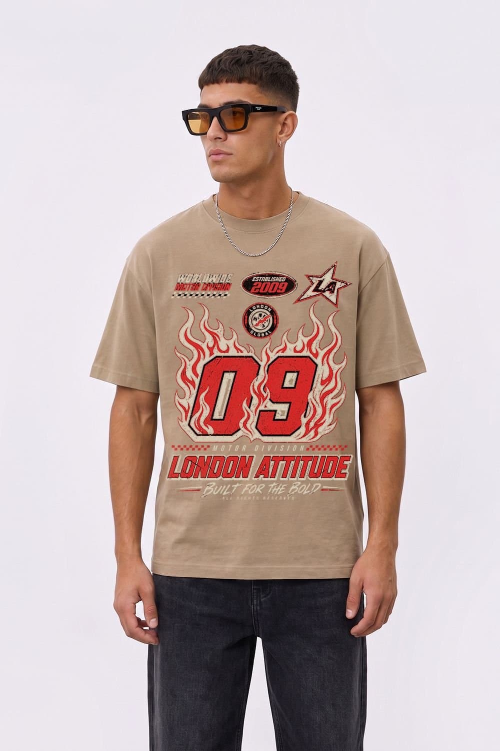 LONDON ATTITUDE LONDON ATTITUDE Men's Racing Oversized Heavyweight Graphic T-Shirt in Light Sand