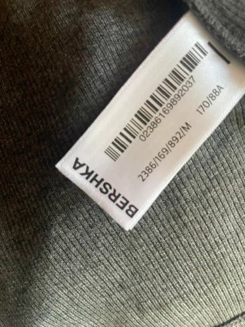 Bershka Bershka Long-sleeve V-Neck t-shirt