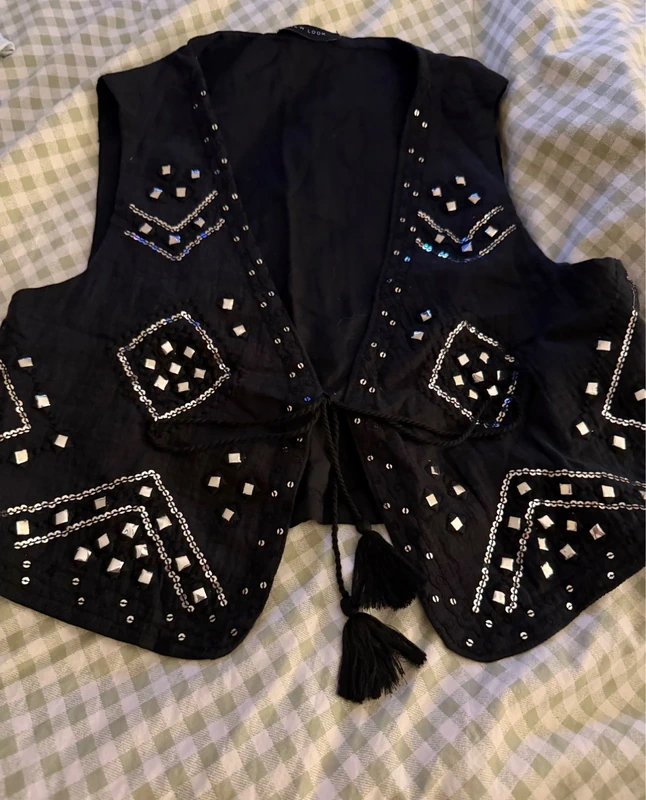 New Look New look Sequin waistcoat perfect for a festival size 12 only tried it on) - 1
