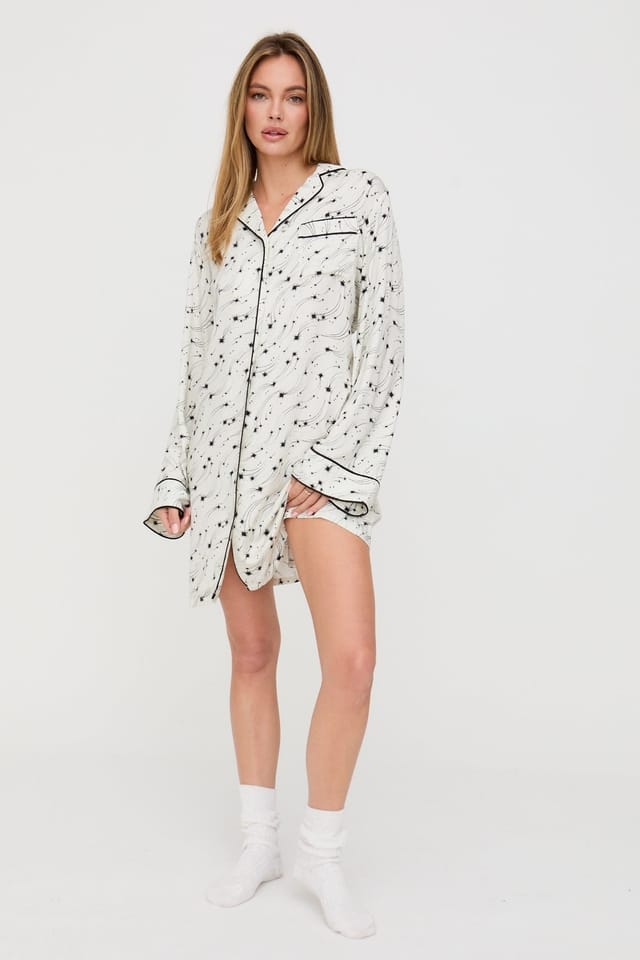 Lily and Lionel Lily and Lionel Women's Simone Long Sleeve Shooting Star Print Nightshirt In Cream - 2