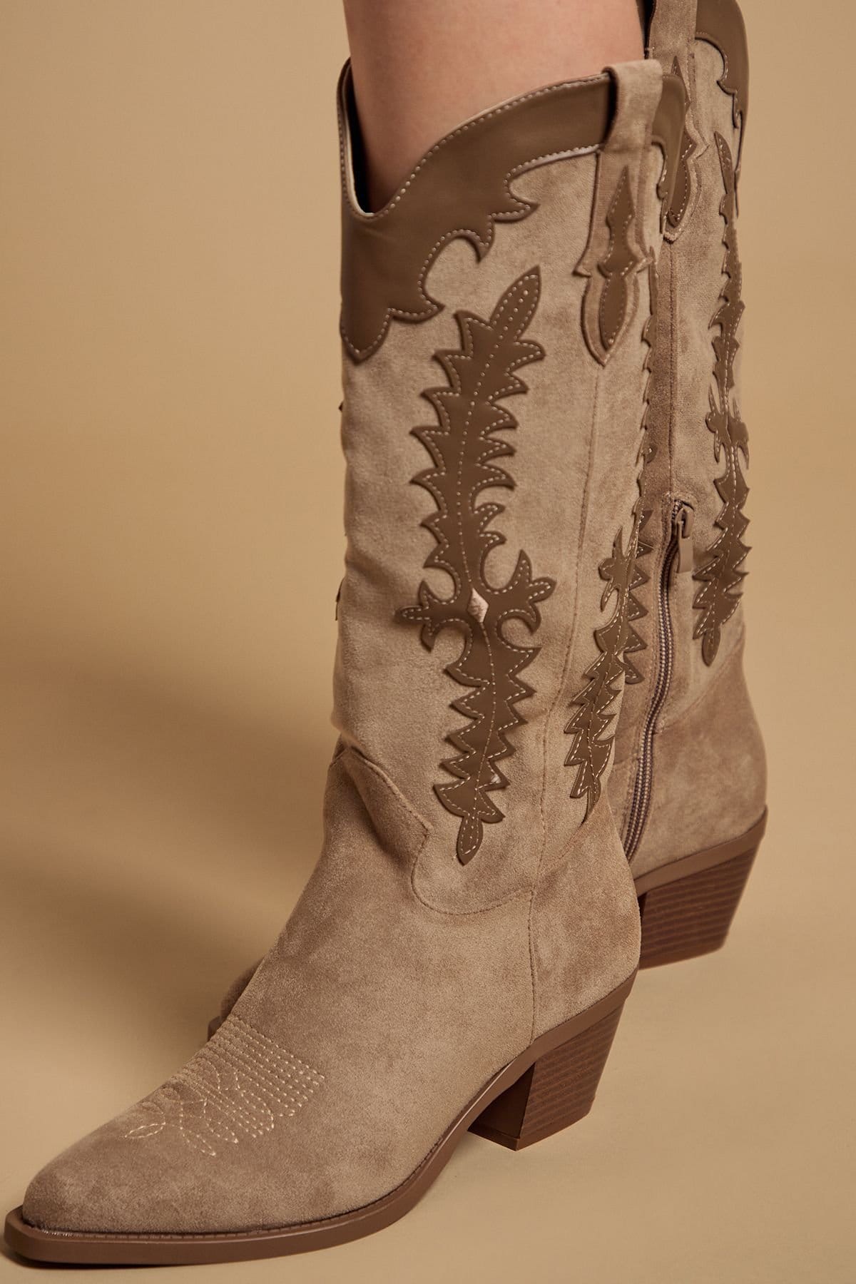 Oasis Oasis Women's Jessie Faux Suede & Leather Western Cowboy Calf Boots in Beige - 4