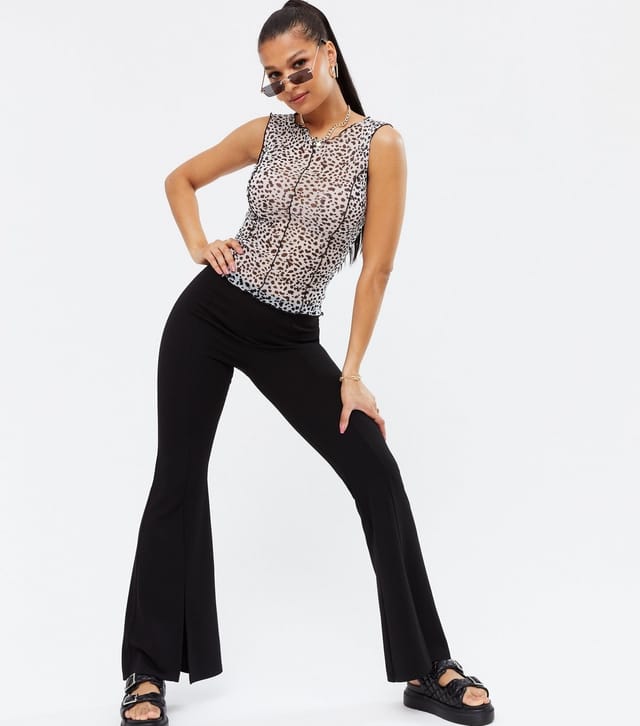 New Look Women's White Leopard Print Mesh Exposed Seam Crop Top New Look - 2