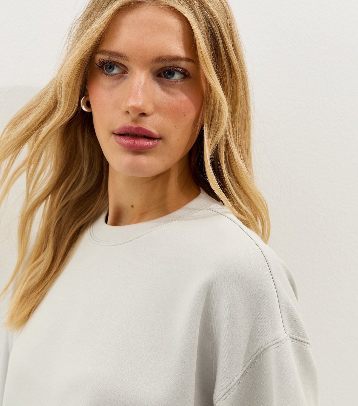 New Look Women's Premium Light Grey Sweatshirt New Look - 2