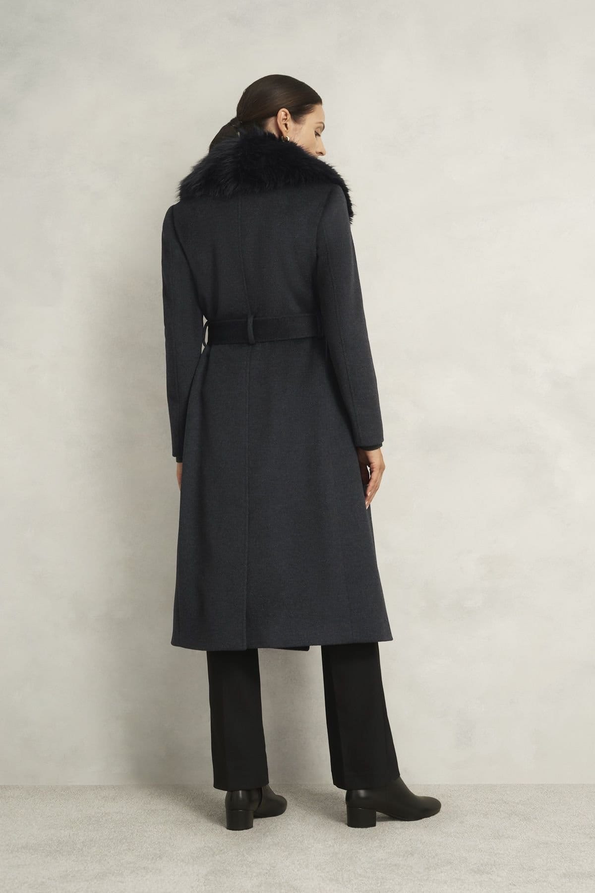 Hobbs London Hobbs London Women's Faux Fur Livia Coat in Dark Grey - 4