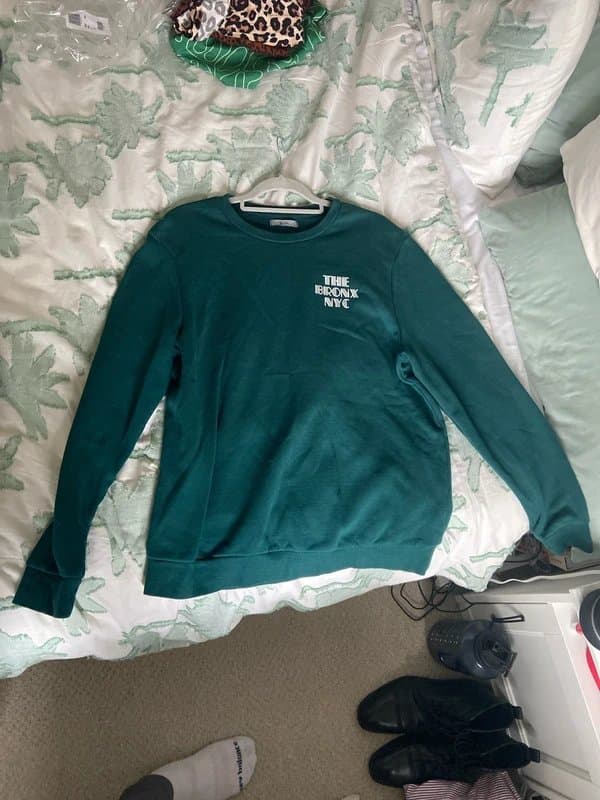 TU Sweatshirt size M