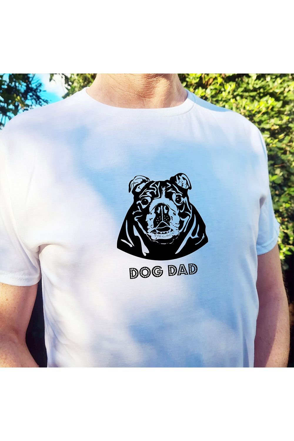 Afewhometruths Afewhometruths Men's English BullDog Dad T-Shirt in White - 3