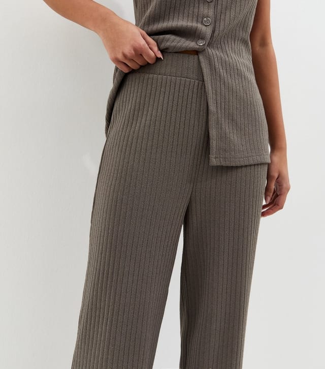 New Look Women's Mink Soft Touch Khaki Textured Trouser New Look - 3