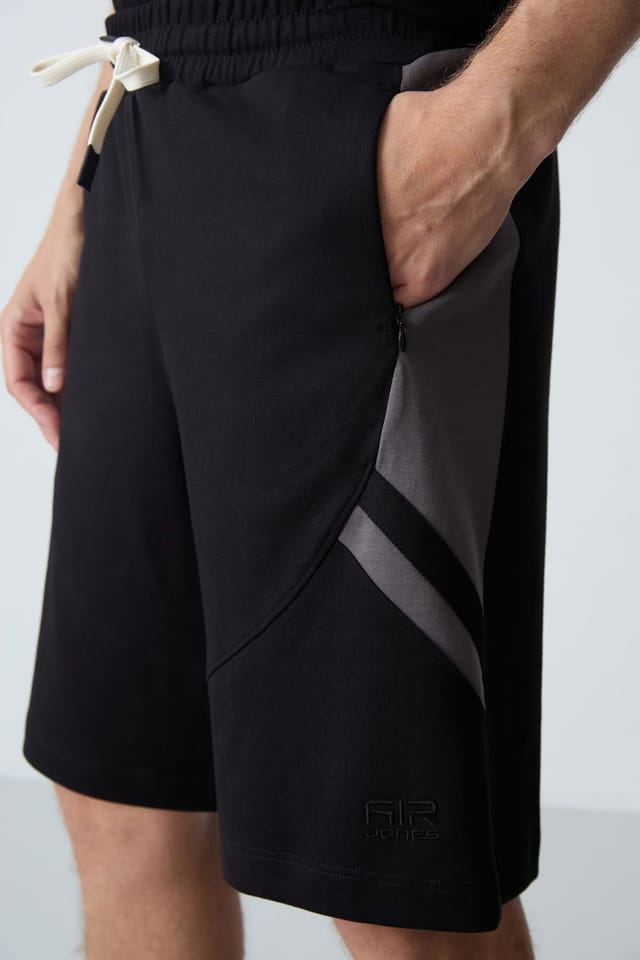 Tommy Life Tommy Life Men's Fleece Sweat Shorts in Black - 3