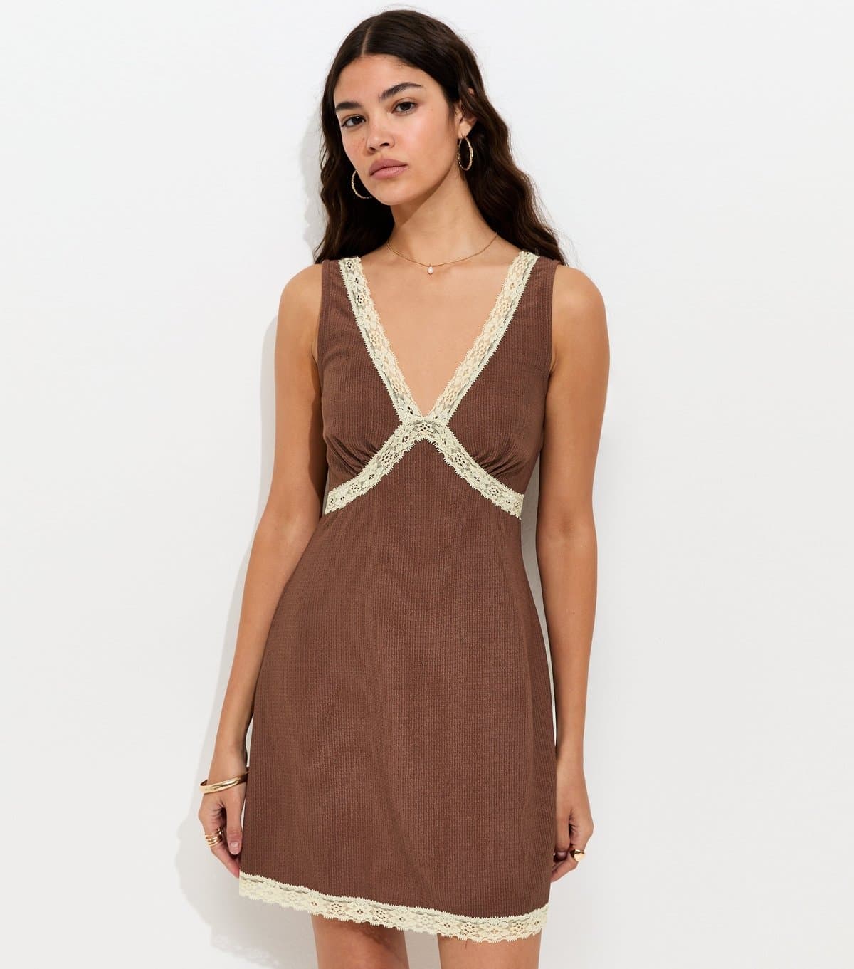 New Look Women's Brown Crinkle Texture V-Neck Lace Trim Mini Dress New Look