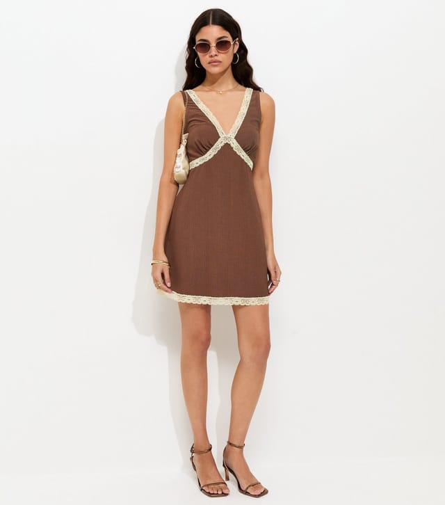 New Look Women's Brown Crinkle Texture V-Neck Lace Trim Mini Dress New Look - 2