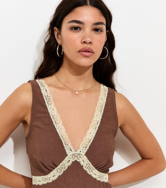 New Look Women's Brown Crinkle Texture V-Neck Lace Trim Mini Dress New Look - 3