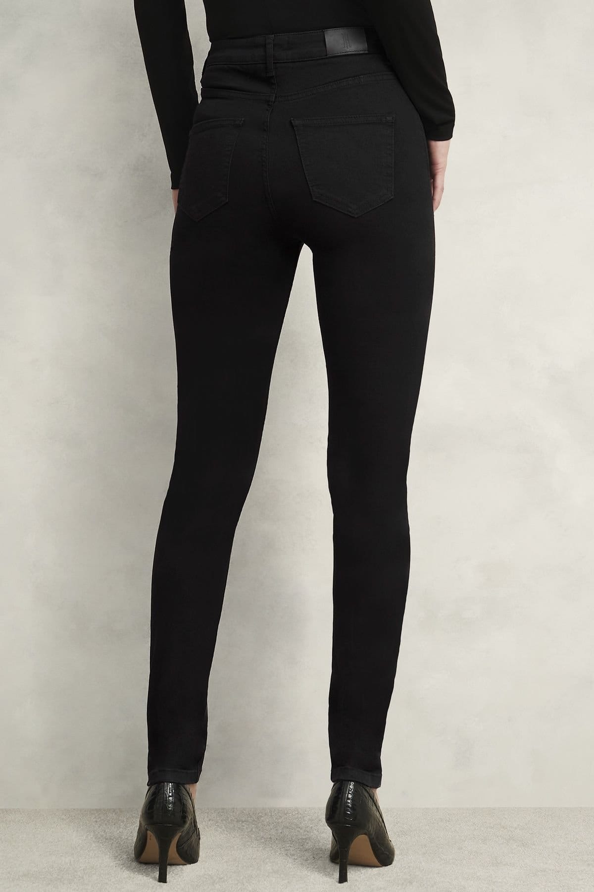 Hobbs London Hobbs London Women's Gia Sculpturing Jeans in True Black - 4