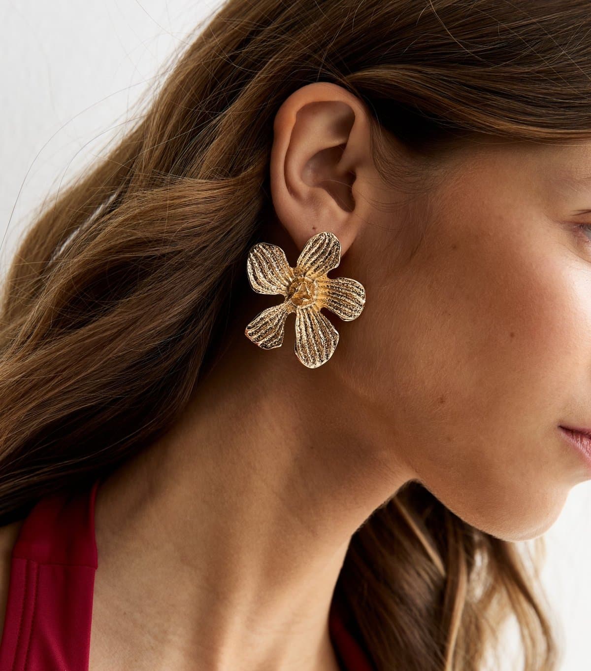 New Look Gold Tone Large Textured Flower Stud Earrings New Look