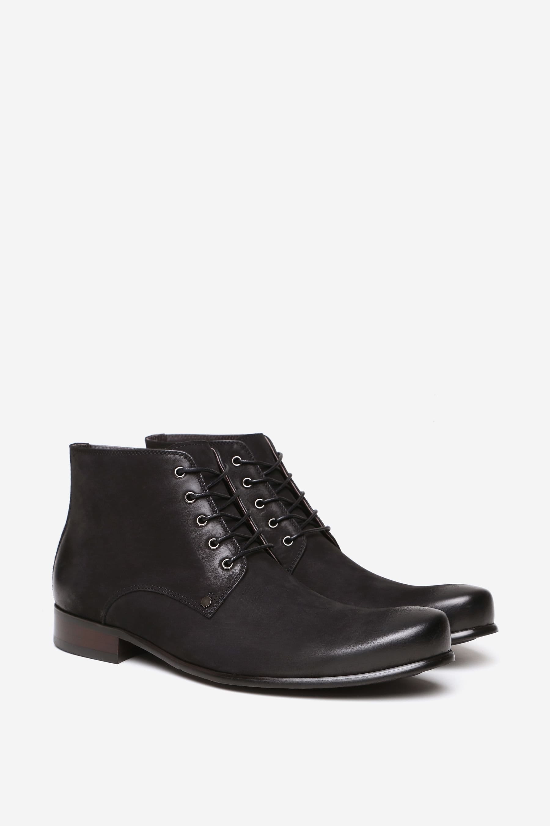 Alexander Pace Alexander Pace Men's 'Kenley' Premium Leather Chukka Boots in Black - 4