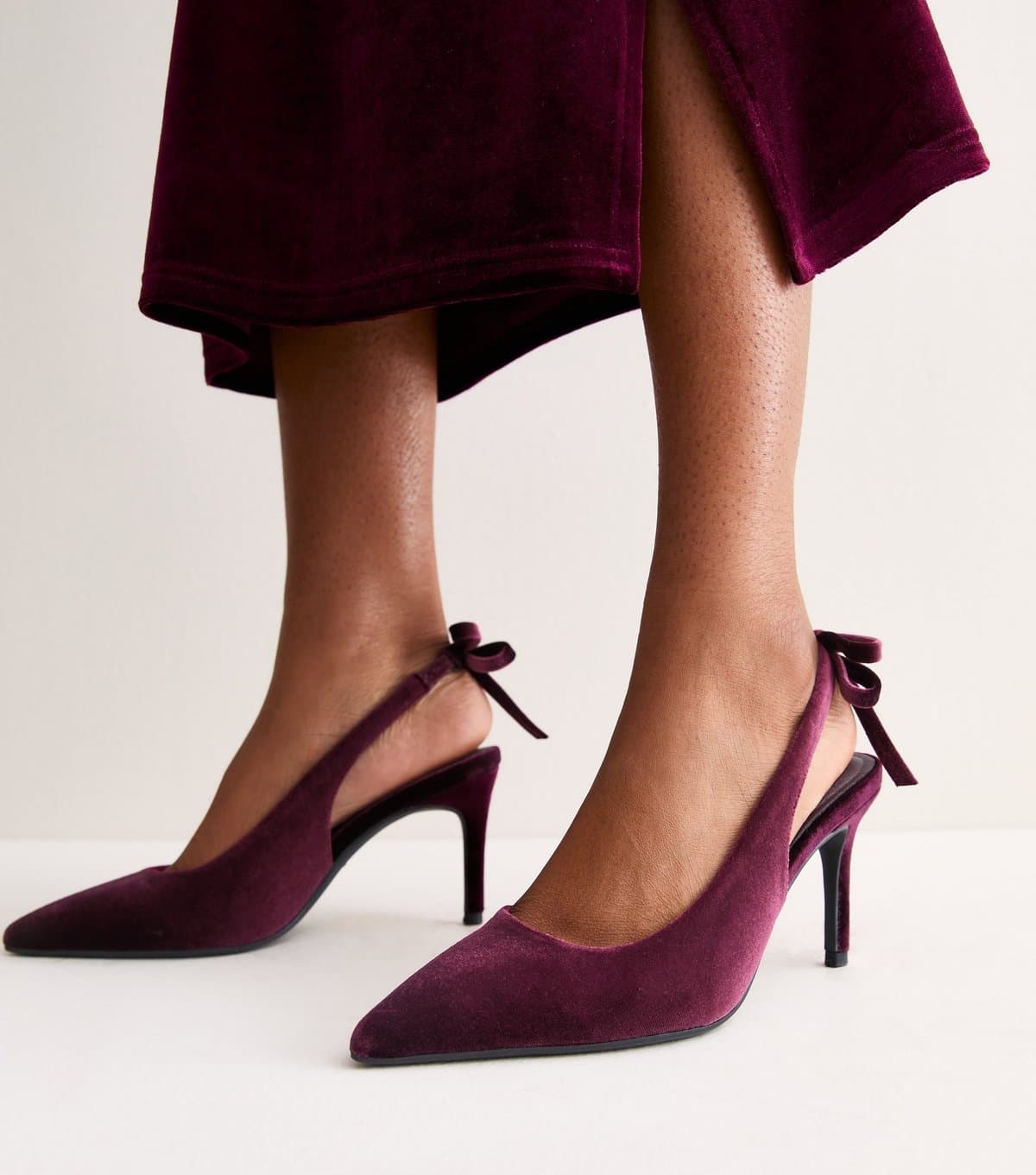 New Look Women's Dark Burgundy Velvet Bow Slingback Strap Heels Vegan New Look