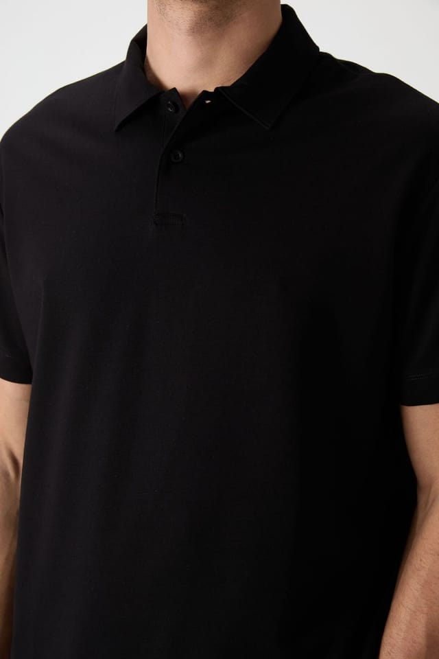 Tommy Life Tommy Life Men's Oversized Polo Collar T-Shirt in Black - 2