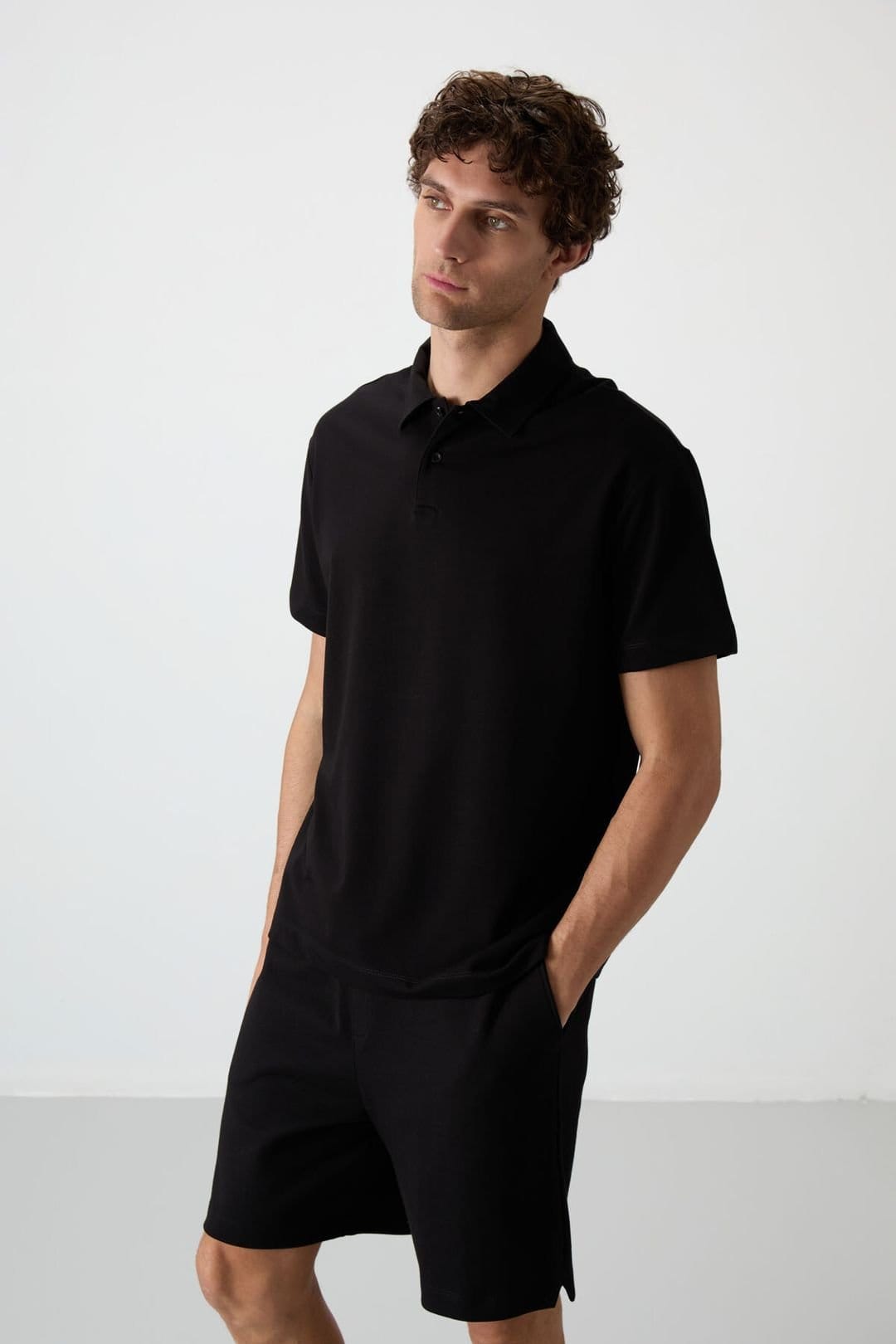 Tommy Life Tommy Life Men's Oversized Polo Collar T-Shirt in Black - 4