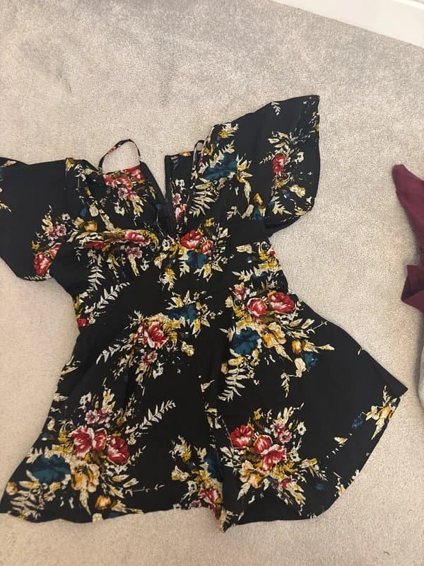 Floral Size 14 floral short jumpsuit