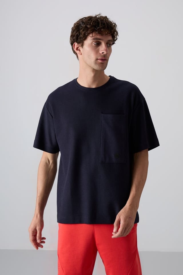 Tommy Life Tommy Life Men's Oversized Cotton-Blend Crew Neck T-Shirt With Pocket in Navy - 2