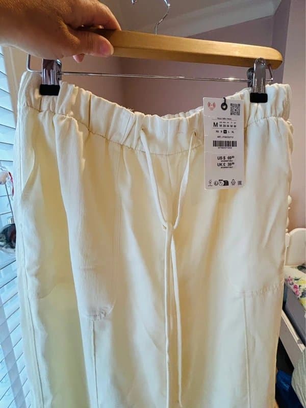 Zara Stunning silk Zara smart looking jogger pants - size M RRP 39.99 tags attached