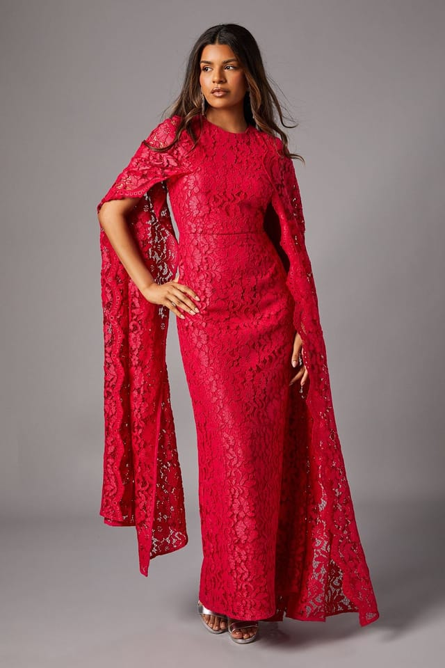 Coast Coast Women's Petite Lace Cape Gown in Raspberry - 2
