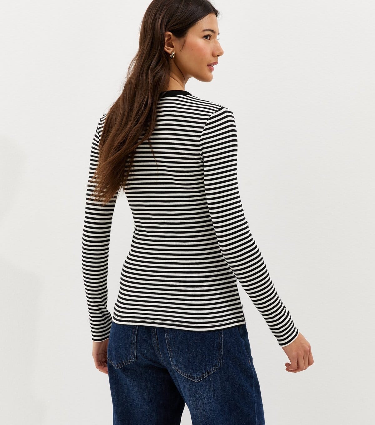 New Look Women's White Striped Long Sleeve Ribbed Crew Neck Top New Look - 4