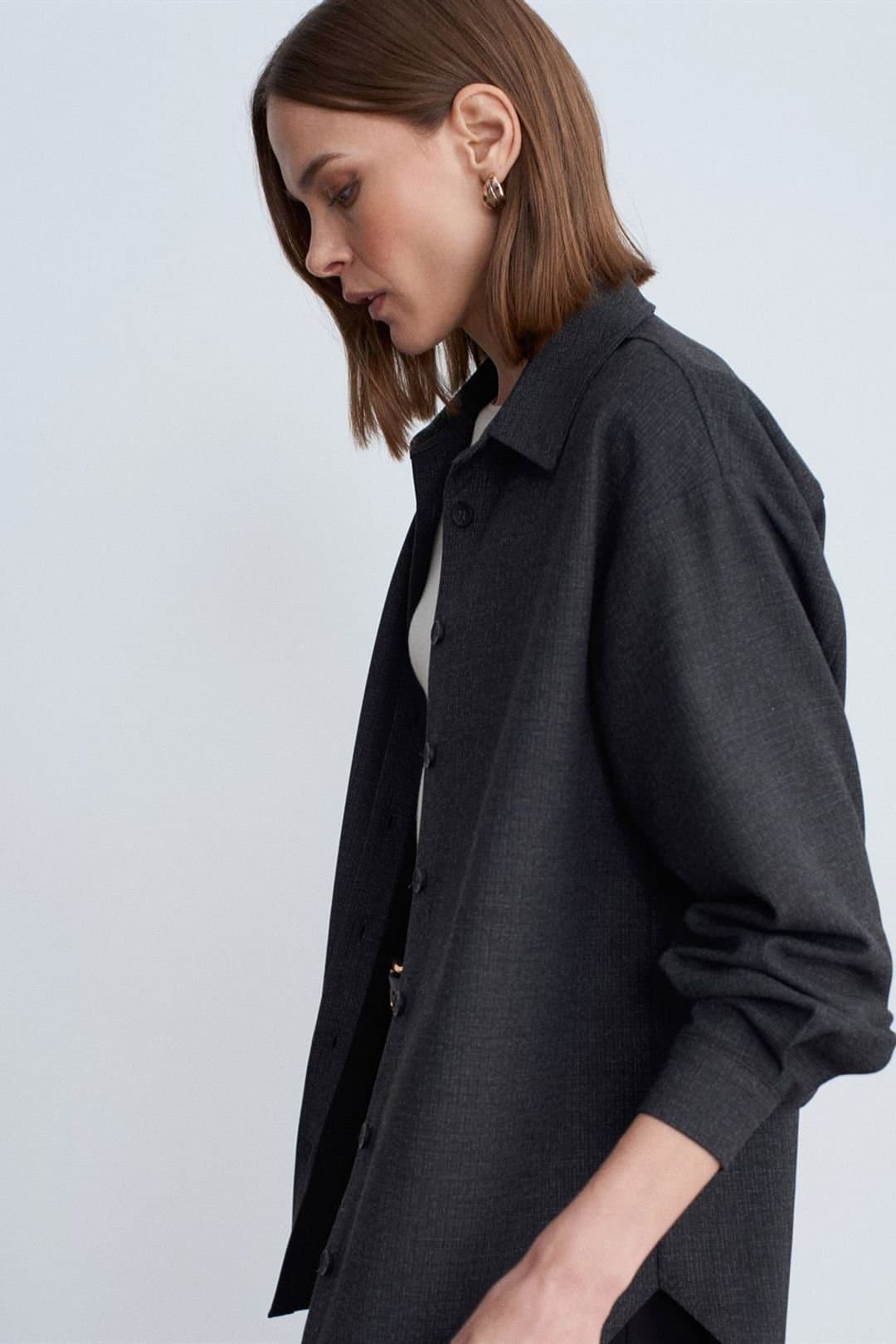 Dilvin Dilvin Women's Oversized Long-sleeve Micro-pattern Shirt in Mid Grey