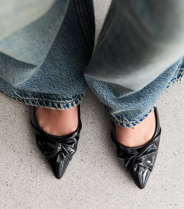 New Look Women's Black Twist Faux Leather Pointed Toe Pumps Vegan New Look - 2