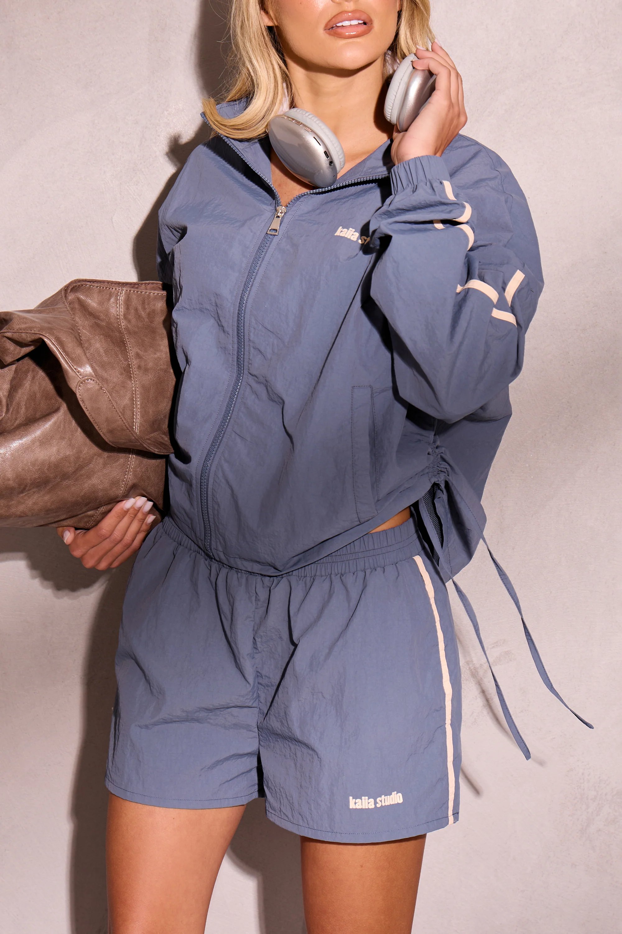 Kaiia Kaiia Woven Mini Shorts Petrol Blue & Cream - 3