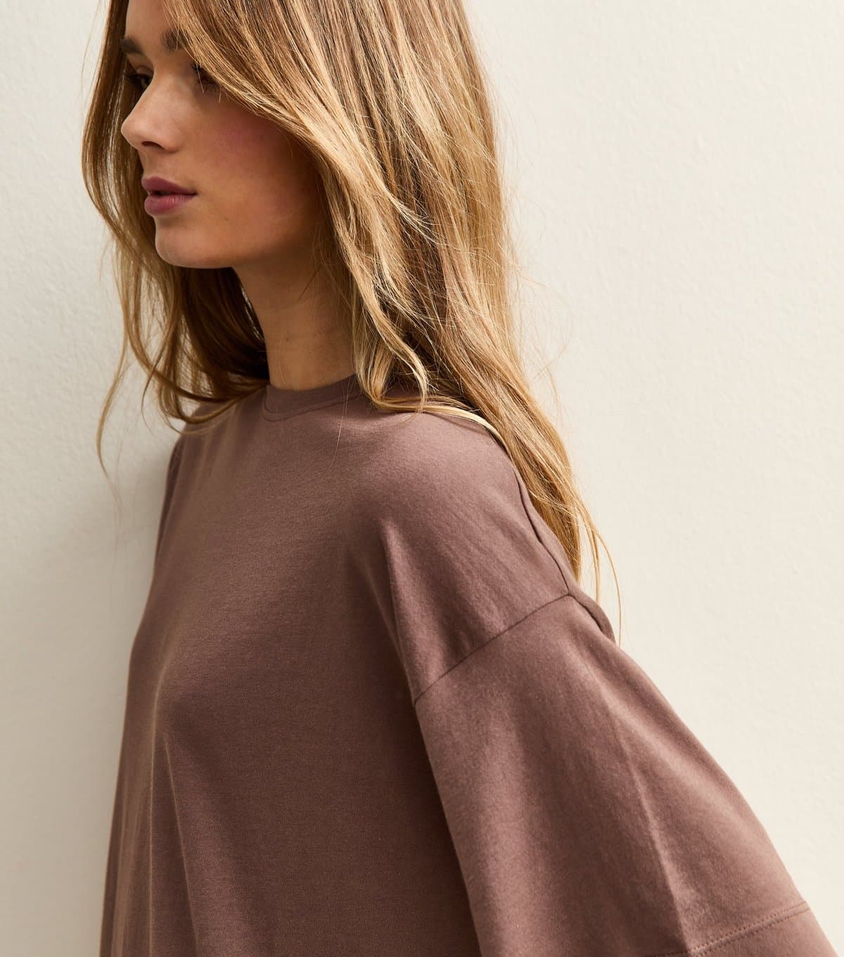 New Look Women's Dark Brown Oversized T-Shirt New Look