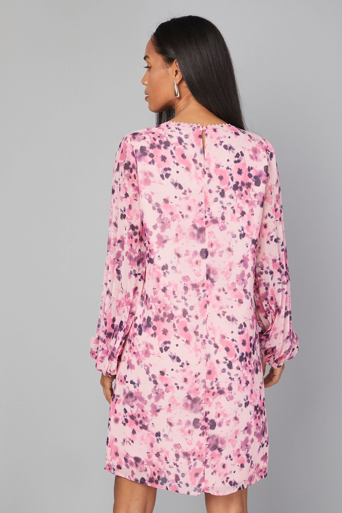 Wallis Wallis Women's Pleated Sleeve Lace Trim Shift Dess in Pink - 3