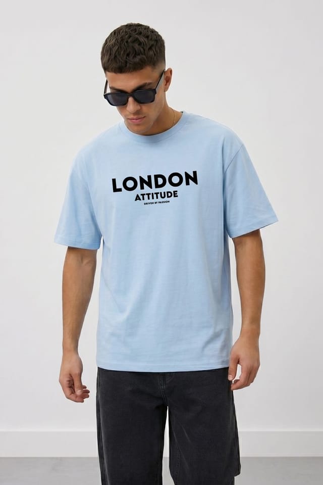 LONDON ATTITUDE LONDON ATTITUDE Men's Japanese Inspired Premium Cotton Relaxed Fit T-Shirt in Light Blue - 2