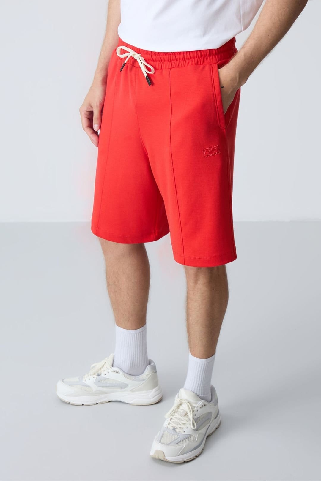 Tommy Life Tommy Life Men's Cotton-blend Sweat Shorts in Red - 4