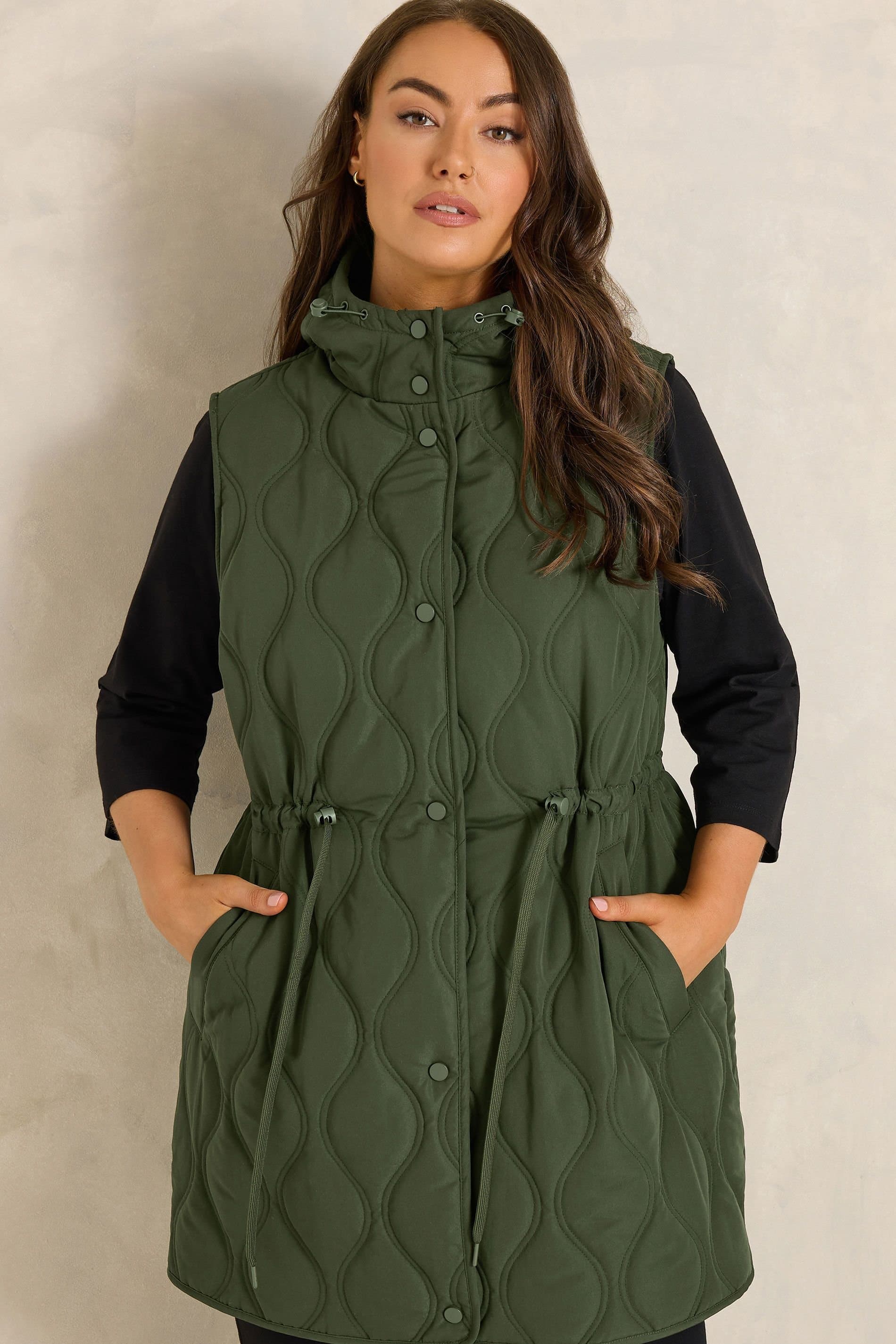 Evans Evans Women's Tie Waist Quilted Gilet in Green