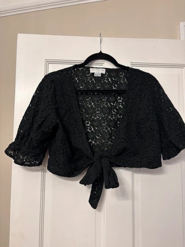 Never Fully Dressed Never Fully Dressed lace crop top - 12