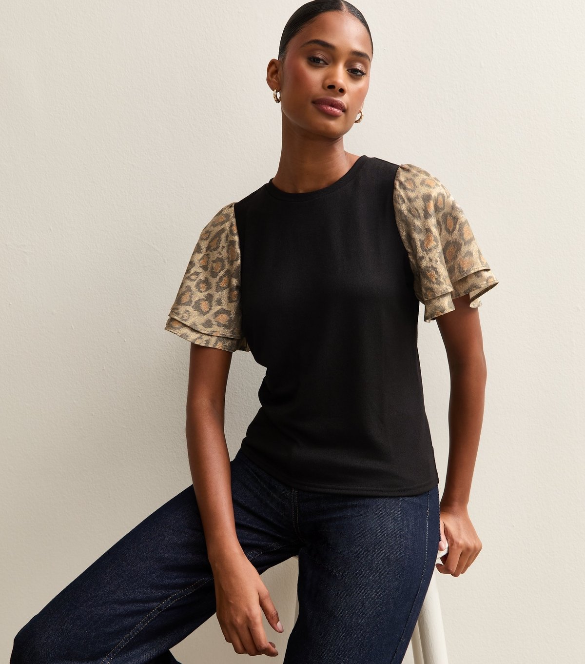 New Look Women's Black Soft Touch Animal Print Foil Flutter Sleeve Top New Look - 2