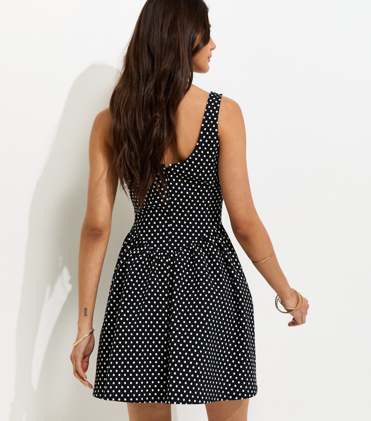New Look Women's Black Polka Dot V-Shaped Waist Mini Dress New Look - 4