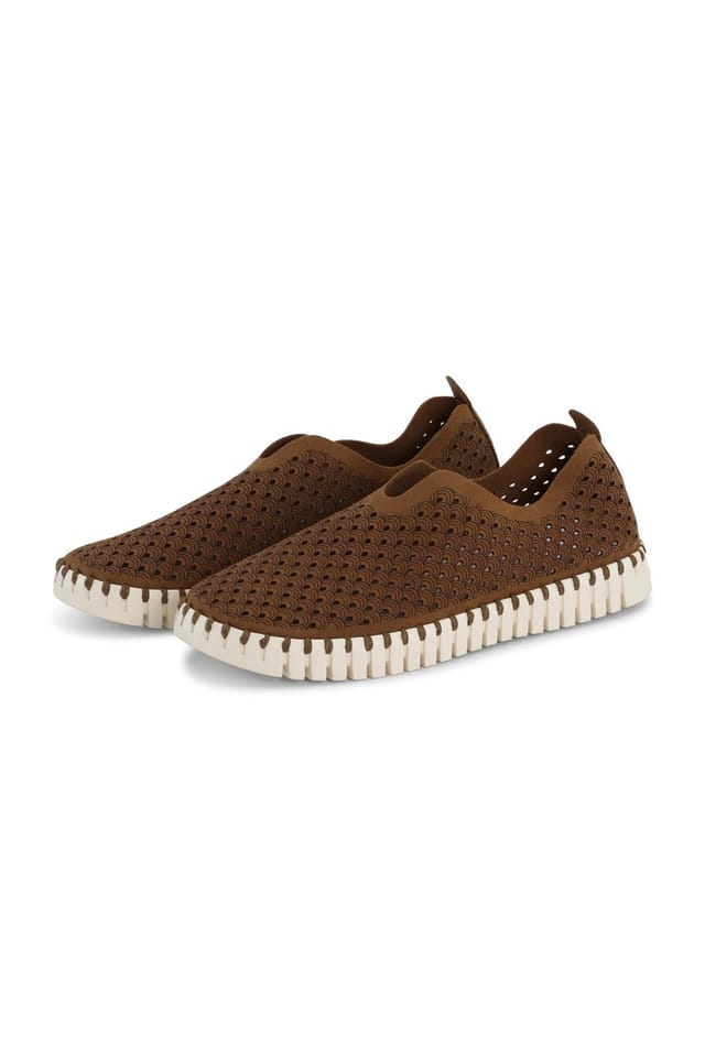 ILSE JACOBSEN Ilse Jacobsen Women's Tulip Laser Cut Out Shoe Tannin Brown - 3
