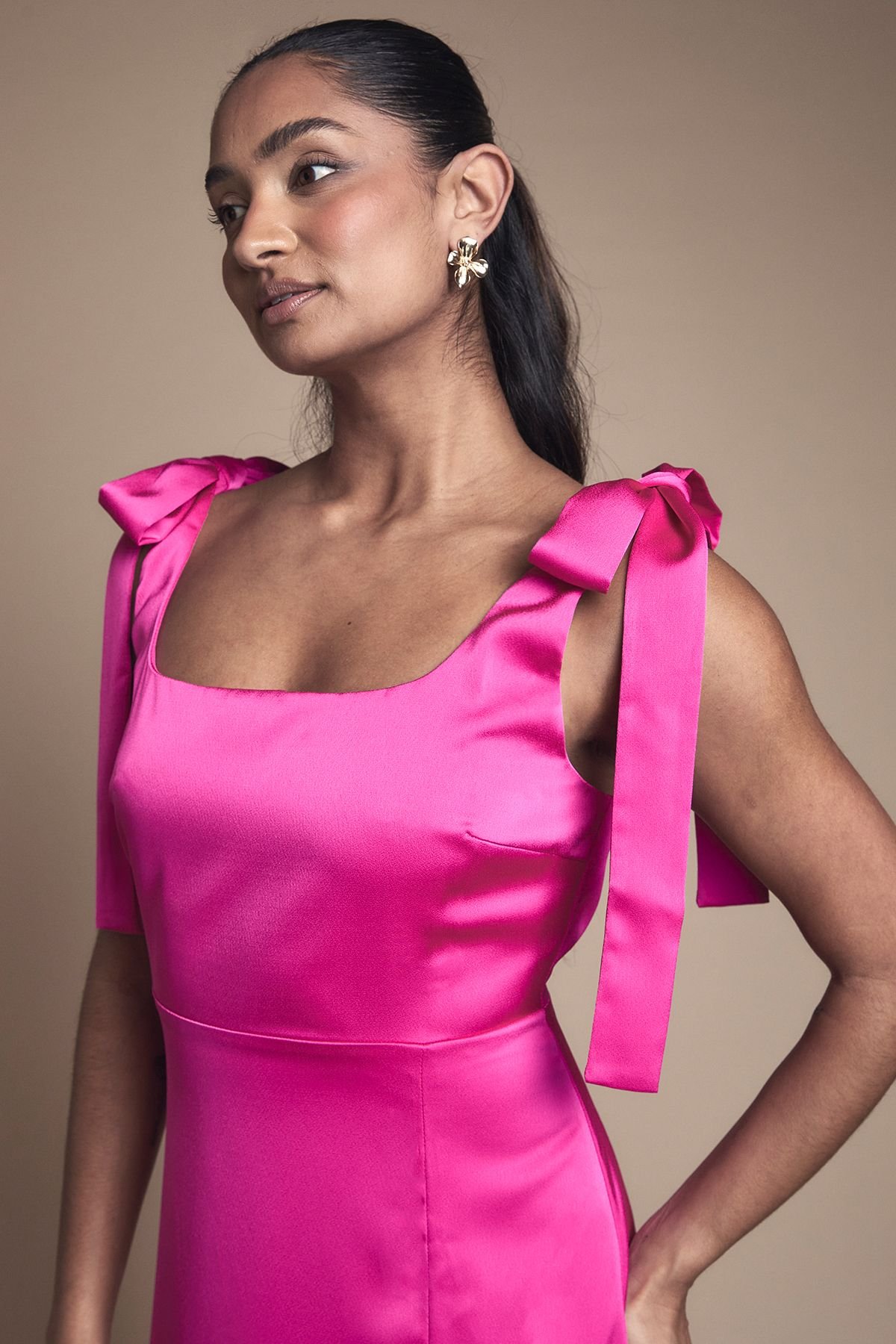 Oasis Oasis Women's Satin Tie Shoulder Midi Bridesmaid Dress in Bright Pink - 4