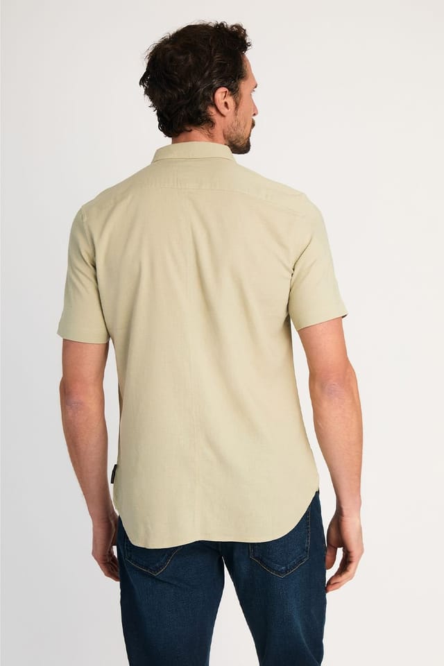 French Connection French Connection Men's Linen Blend Short Sleeve Chest Pocket Shirt in Light Green - 2