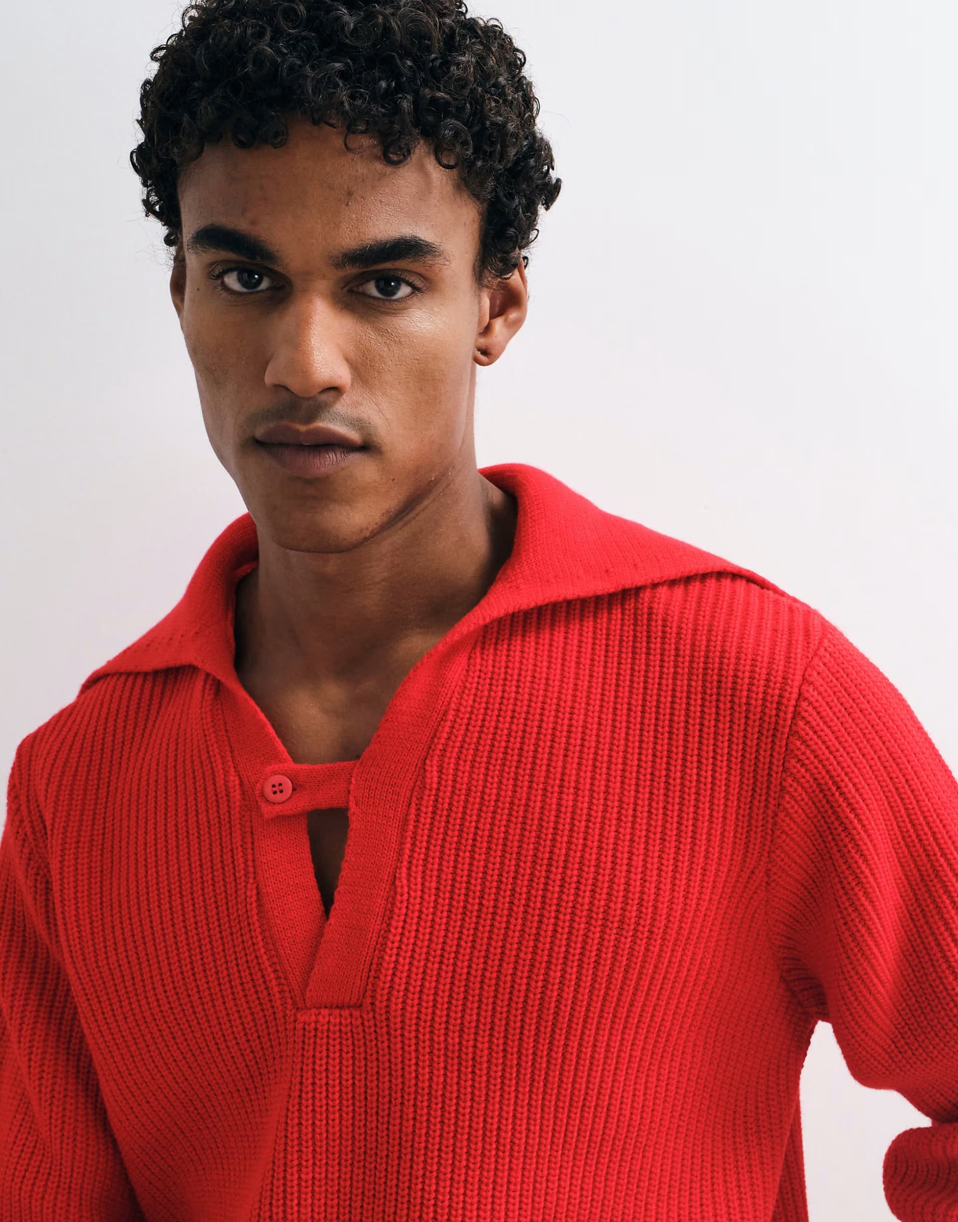 ASOS ASOS DESIGN knitted relaxed polo with open collar detail