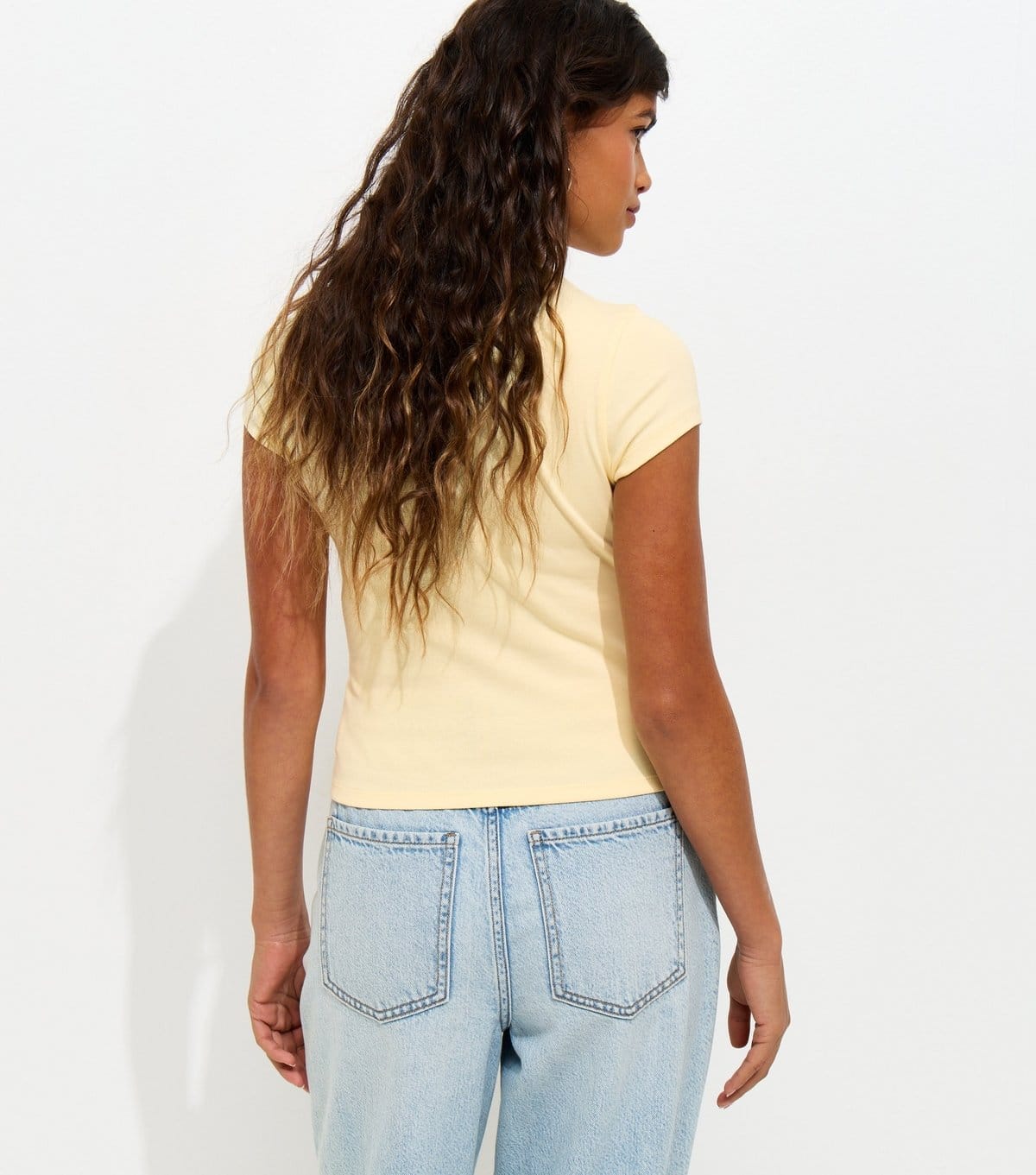 New Look Women's Light Yellow Short Sleeve Baby Tee New Look - 4