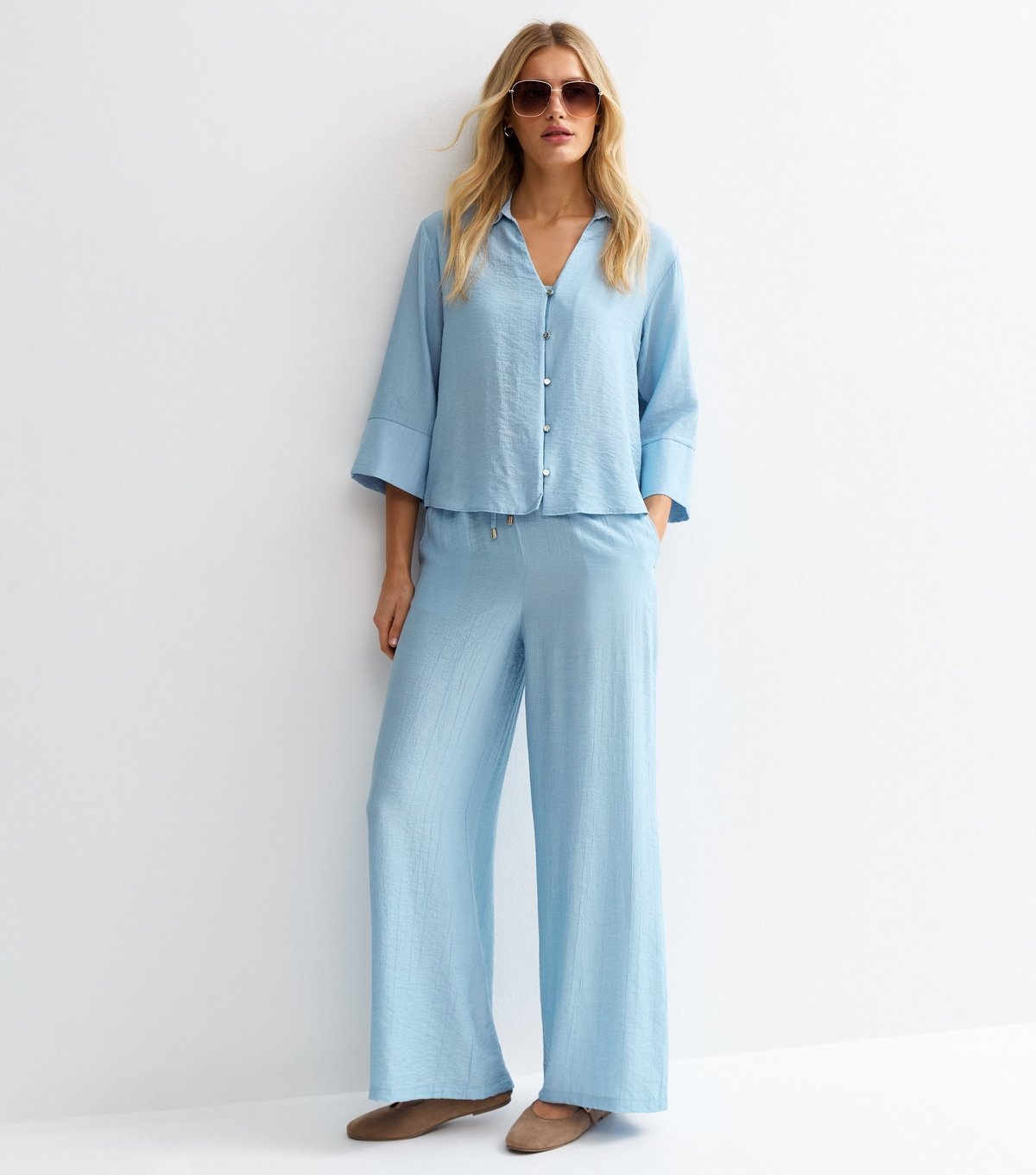 New Look Women's Light Blue Crinkled Cropped Sleeve Shirt New Look - 3