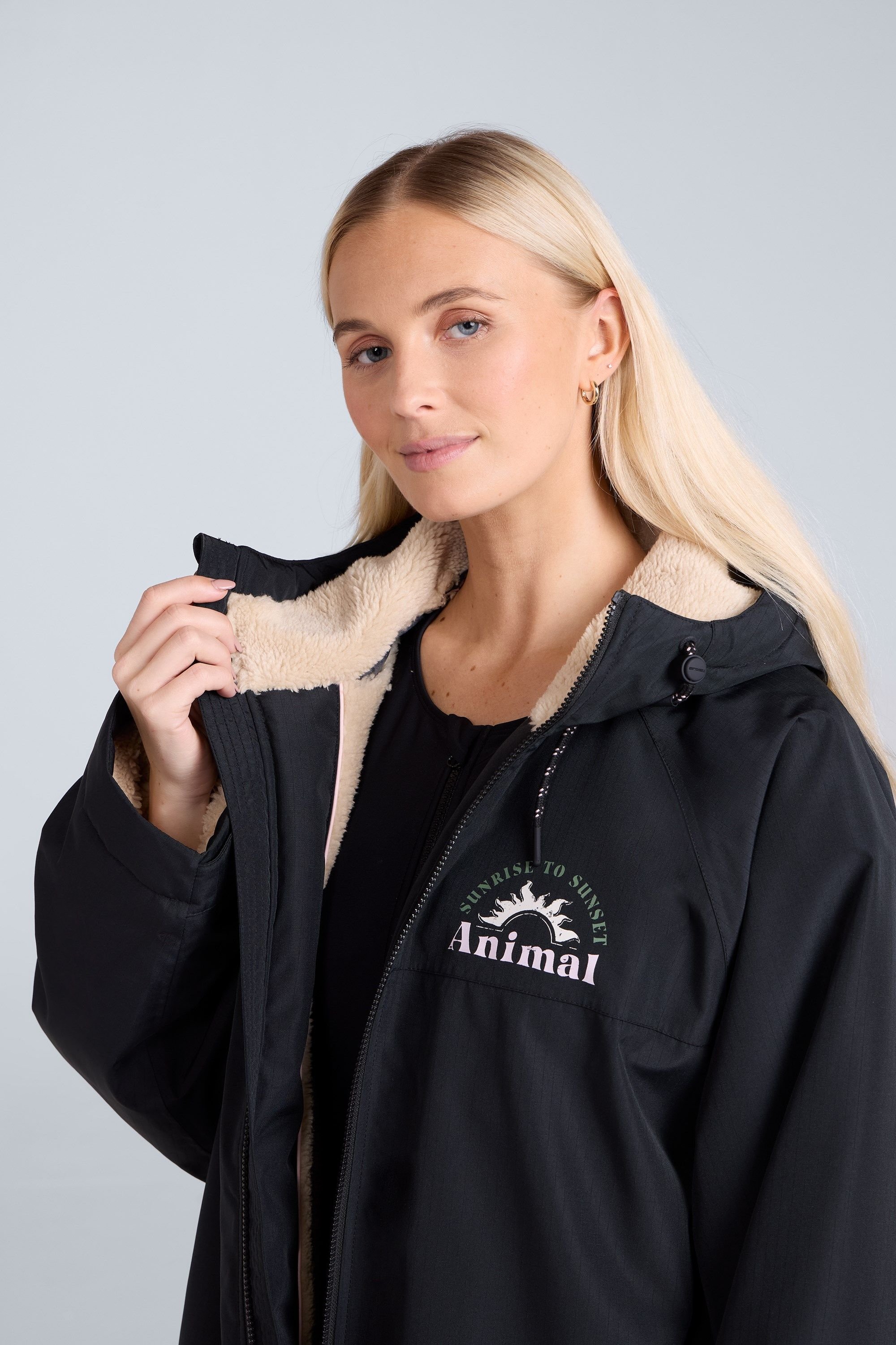 Animal Animal Women's 'Hazey' Waterproof Fleece Lined Beach Parka in Black - 4