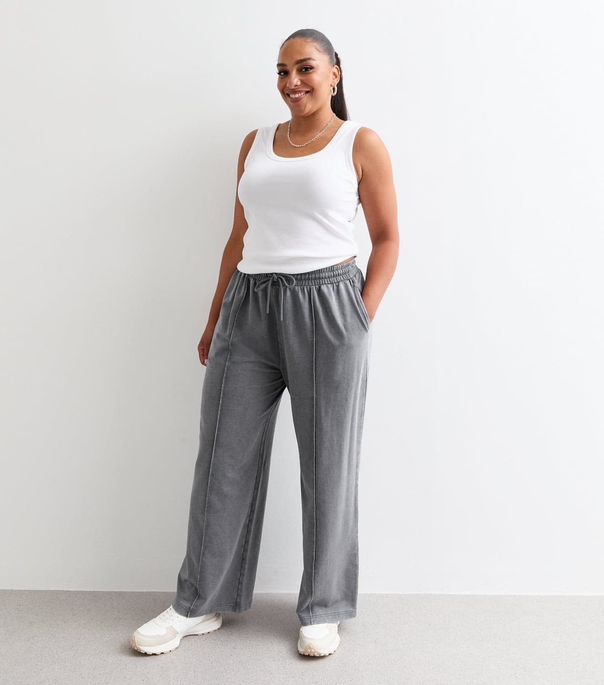 New Look Women's Plus Size Grey Pintucked Wide Leg Joggers Curves New Look