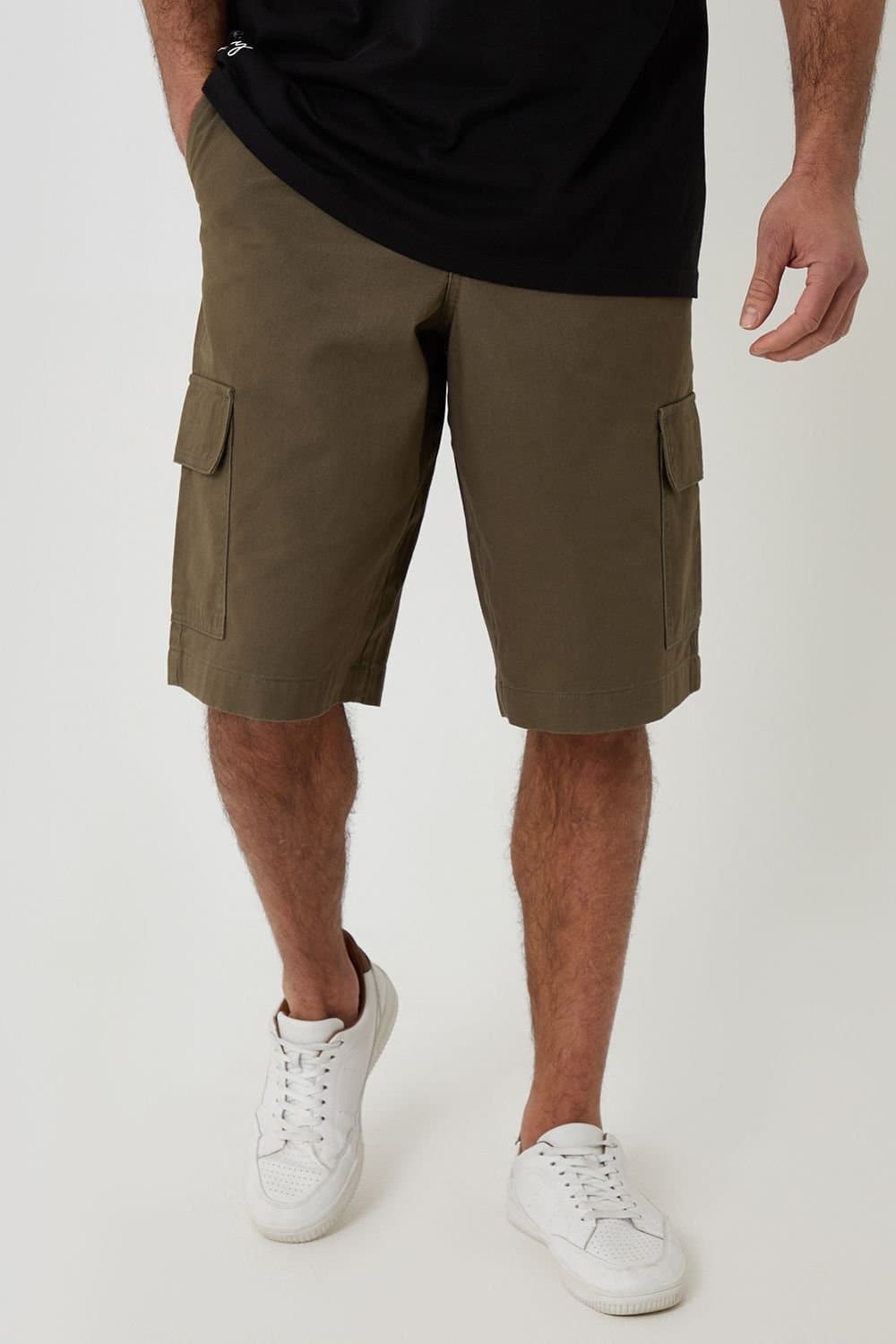 Threadbare threadbare Men's Baggy Fit Cotton Cargo Shorts in Khaki