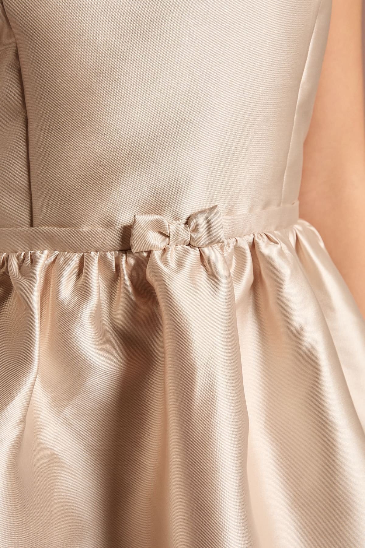 Coast Coast Women's Teen Twill Bow Maxi Bridesmaid Dress in Champagne - 4